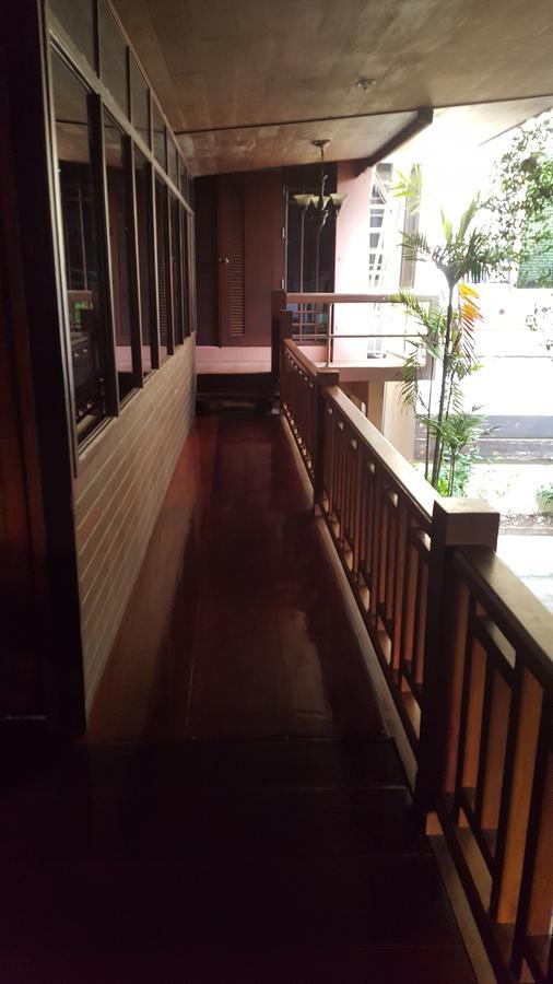 Ruean Mai Chai Khlong Amphawa Extérieur photo